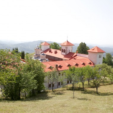 Ansamblul monahal de la Arnota